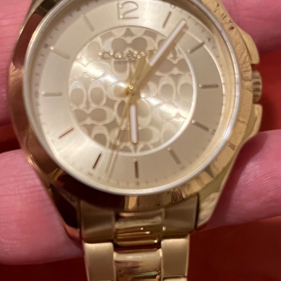 Authentic Women’s Coach Libby Gold Watch Sm/Med 20mm - Picture 2 of 9